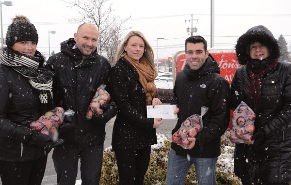L’école Sainte-Bernadette reçoit 1000$ du Club Rotary